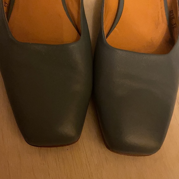 LOQ size 8.5 blue shoes - Picture 5 of 10